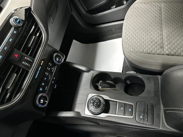 2021 Ford Escape SE Hybrid