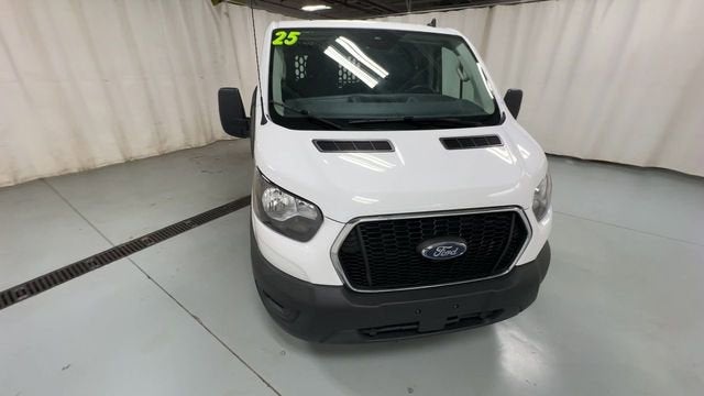 2025 Ford Transit Cargo Van Base