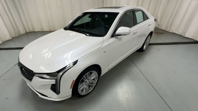 2023 Cadillac CT4 Premium Luxury