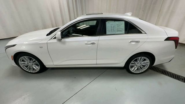2023 Cadillac CT4 Premium Luxury