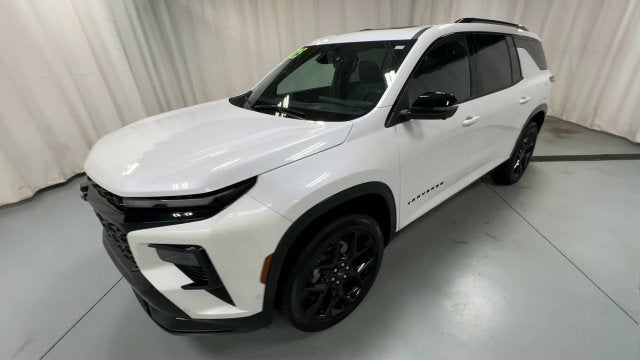 2025 Chevrolet Traverse RS