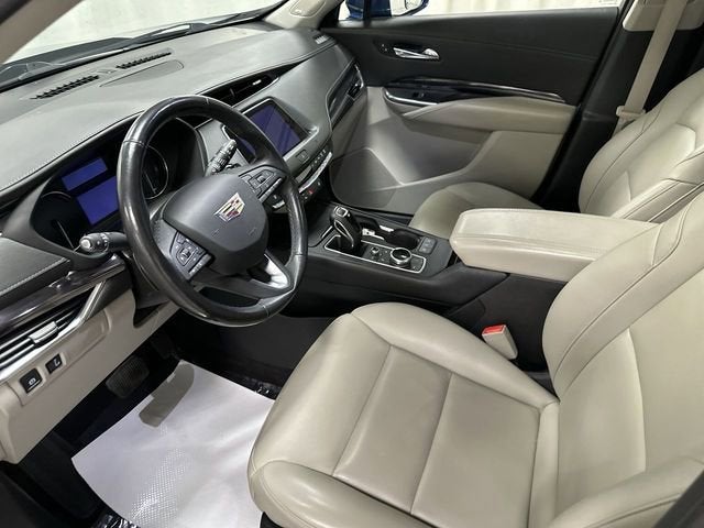 2019 Cadillac XT4 AWD Luxury