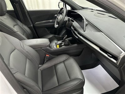 2025 Cadillac XT4 Premium Luxury