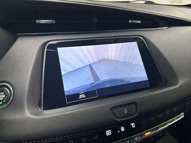 2022 Cadillac XT4 Premium Luxury
