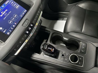 2022 Cadillac XT4 Premium Luxury
