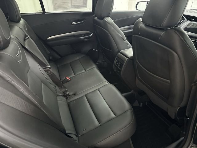 2022 Cadillac XT4 Premium Luxury