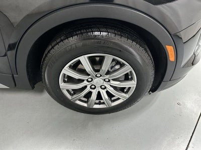 2022 Cadillac XT4 Premium Luxury