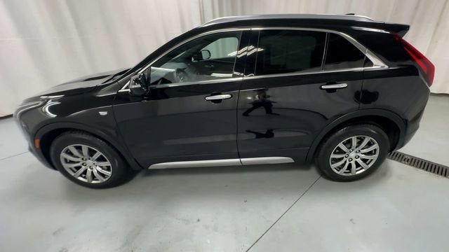 2022 Cadillac XT4 Premium Luxury
