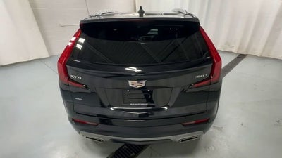 2022 Cadillac XT4 Premium Luxury