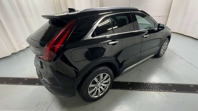 2022 Cadillac XT4 Premium Luxury
