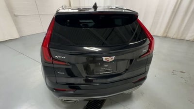 2023 Cadillac XT4 Premium Luxury