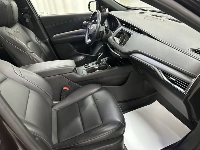 2021 Cadillac XT4 AWD Premium Luxury