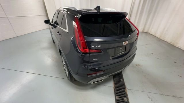 2023 Cadillac XT4 Premium Luxury