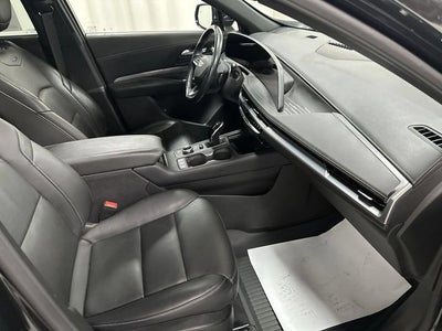 2024 Cadillac XT4 Premium Luxury