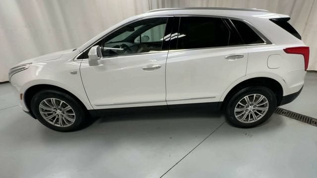 2017 Cadillac XT5 Luxury FWD