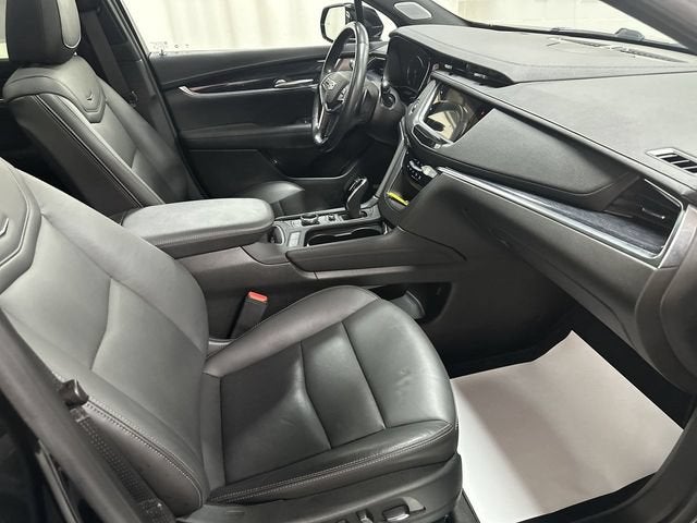 2023 Cadillac XT5 FWD Premium Luxury