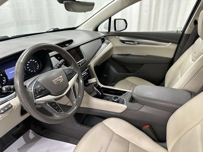 2022 Cadillac XT5 Premium Luxury