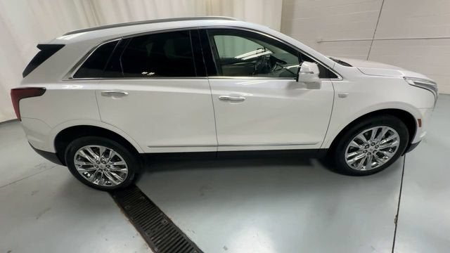 2022 Cadillac XT5 Premium Luxury