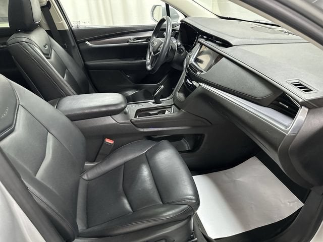 2018 Cadillac XT5 Luxury AWD