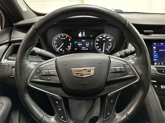2022 Cadillac XT5 Premium Luxury