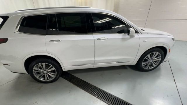 2025 Cadillac XT6 Premium Luxury