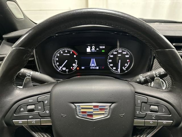 2023 Cadillac XT6 Sport