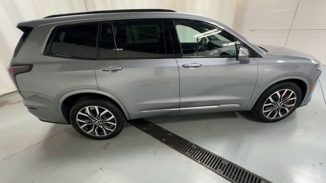 2025 Cadillac XT6 Sport