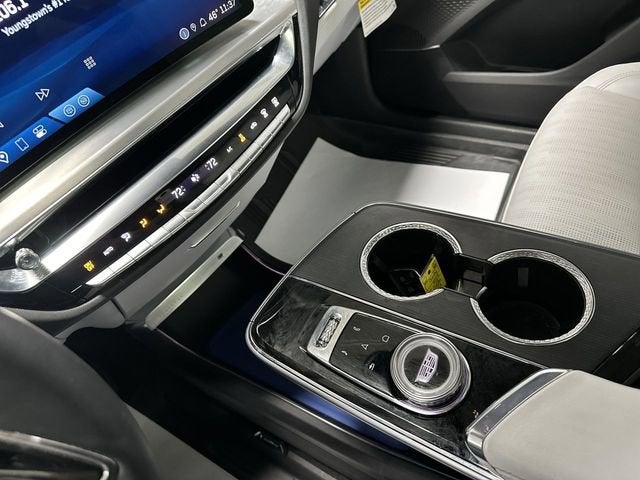2024 Cadillac LYRIQ Sport 1