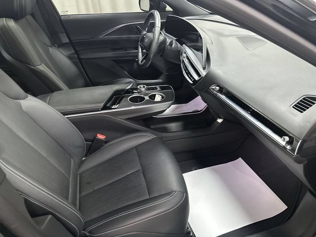 2024 Cadillac LYRIQ Sport 1