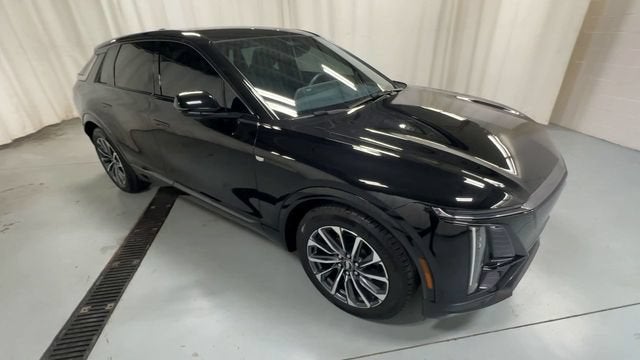 2024 Cadillac LYRIQ Sport 1