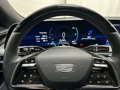 2025 Cadillac LYRIQ Luxury 3