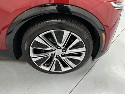 2025 Cadillac LYRIQ Luxury 3