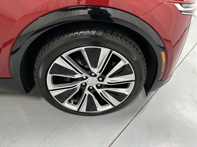 2025 Cadillac LYRIQ Luxury 3