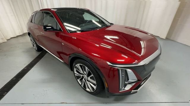 Certified 2025 Cadillac LYRIQ Luxury 3 with VIN 1GYKPTRLXSZ300947 for sale in Warren, OH