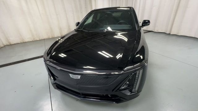 2025 Cadillac LYRIQ Sport 1