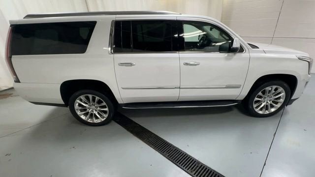 2019 Cadillac Escalade ESV Luxury