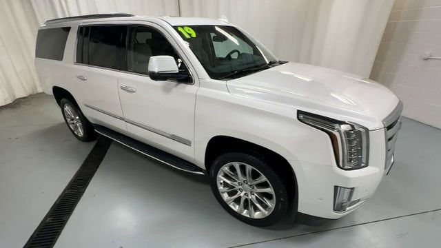 2019 Cadillac Escalade ESV Luxury