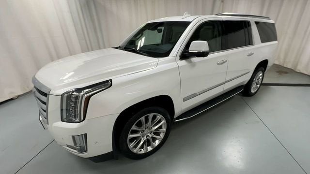 2019 Cadillac Escalade ESV Luxury