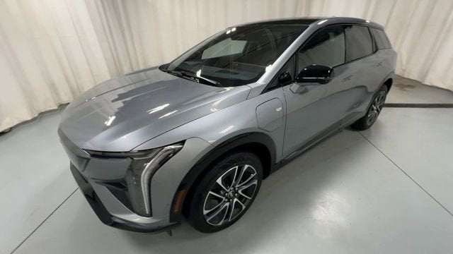 2025 Cadillac OPTIQ Sport 2