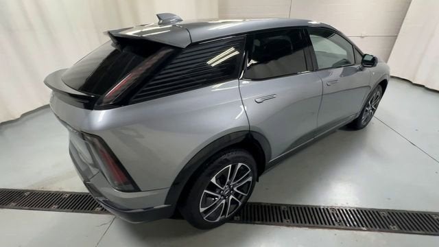 2025 Cadillac OPTIQ Sport 2