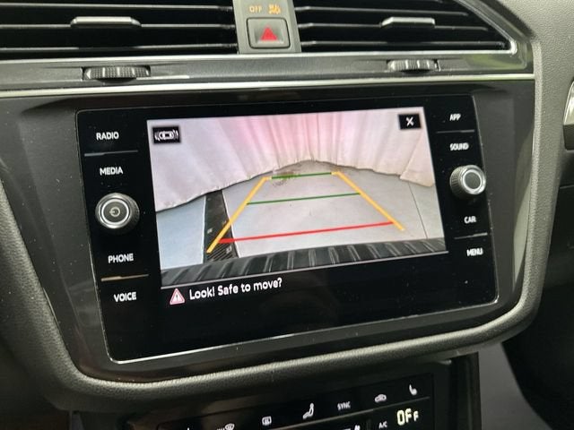 2022 Volkswagen Tiguan SE R-Line Black