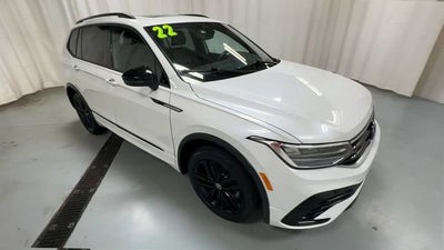 2022 Volkswagen Tiguan SE R-Line Black