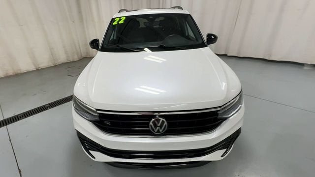 2022 Volkswagen Tiguan SE R-Line Black
