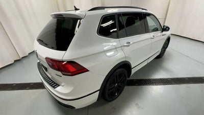2022 Volkswagen Tiguan SE R-Line Black